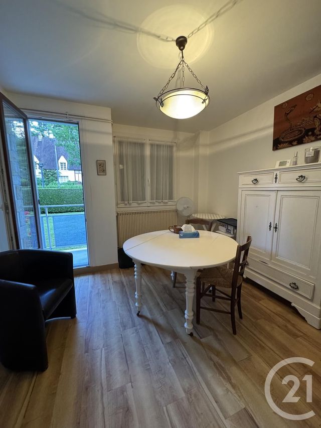 Appartement à louer - 2 pièces - 36.89 m2 - BAGNOLES DE L ORNE NORMANDIE - 61 - BASSE-NORMANDIE - Century 21 Agence Pays D'Andaines