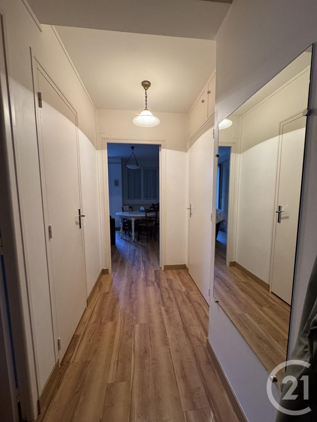 Appartement à louer - 2 pièces - 36.89 m2 - BAGNOLES DE L ORNE NORMANDIE - 61 - BASSE-NORMANDIE - Century 21 Agence Pays D'Andaines