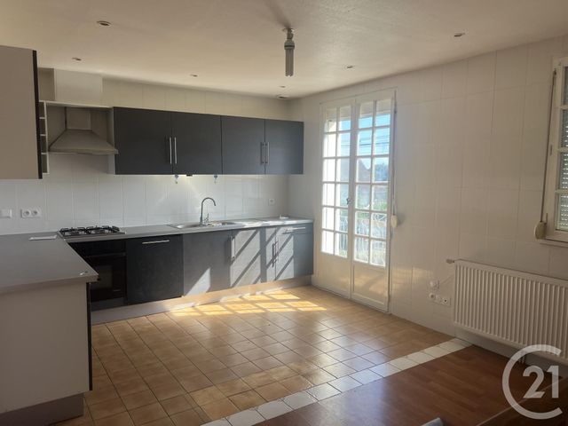maison à louer - 5 pièces - 110.0 m2 - LA FERTE MACE - 61 - BASSE-NORMANDIE - Century 21 Agence Pays D'Andaines