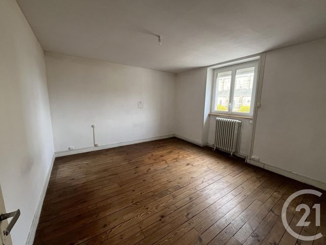 maison à louer - 7 pièces - 160.0 m2 - JOUE DU BOIS - 61 - BASSE-NORMANDIE - Century 21 Agence Pays D'Andaines