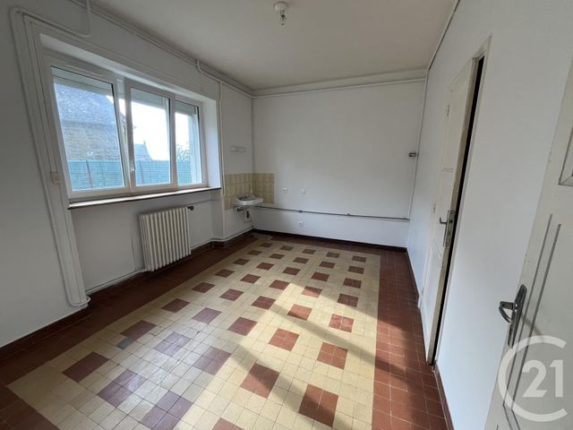 maison à louer - 7 pièces - 160.0 m2 - JOUE DU BOIS - 61 - BASSE-NORMANDIE - Century 21 Agence Pays D'Andaines