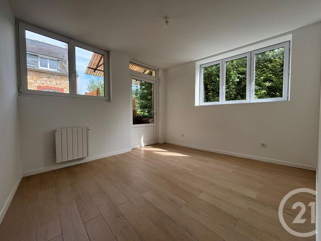 Appartement à louer - 2 pièces - 41.0 m2 - BAGNOLES DE L ORNE NORMANDIE - 61 - BASSE-NORMANDIE - Century 21 Agence Pays D'Andaines