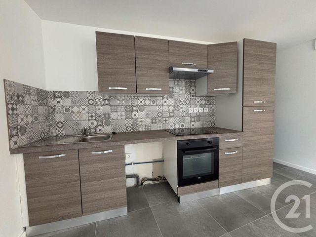 Appartement à louer - 2 pièces - 41.0 m2 - BAGNOLES DE L ORNE NORMANDIE - 61 - BASSE-NORMANDIE - Century 21 Agence Pays D'Andaines