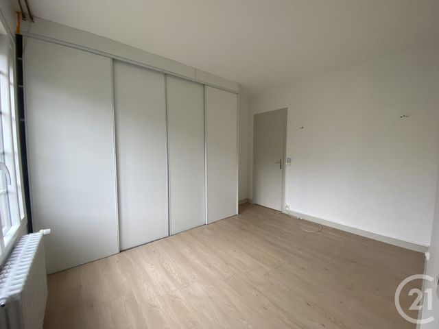 Appartement F4 à louer - 4 pièces - 90.11 m2 - BAGNOLES DE L ORNE NORMANDIE - 61 - BASSE-NORMANDIE - Century 21 Agence Pays D'Andaines