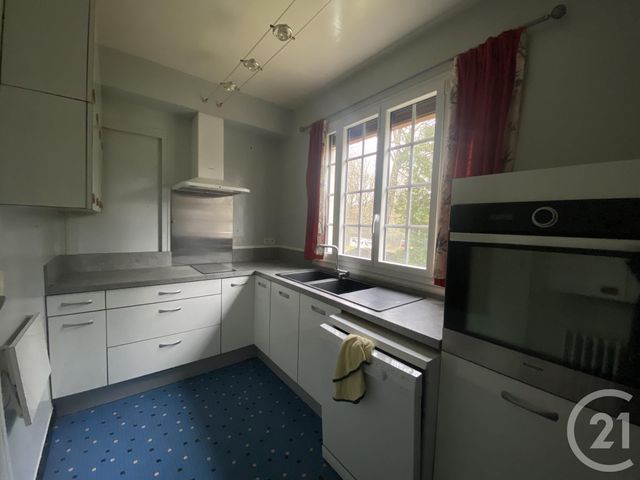 Appartement F4 à louer - 4 pièces - 90.11 m2 - BAGNOLES DE L ORNE NORMANDIE - 61 - BASSE-NORMANDIE - Century 21 Agence Pays D'Andaines