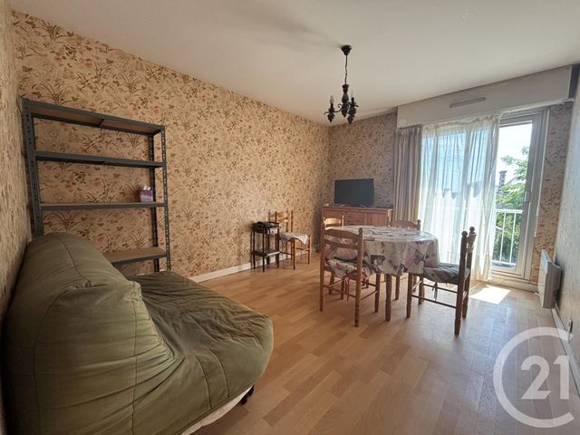 Appartement T2 à vendre - 3 pièces - 38.48 m2 - BAGNOLES DE L ORNE NORMANDIE - 61 - BASSE-NORMANDIE - Century 21 Agence Pays D'Andaines