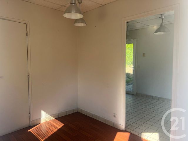 Appartement à louer - 2 pièces - 25.0 m2 - RIVES D ANDAINE - 61 - BASSE-NORMANDIE - Century 21 Agence Pays D'Andaines
