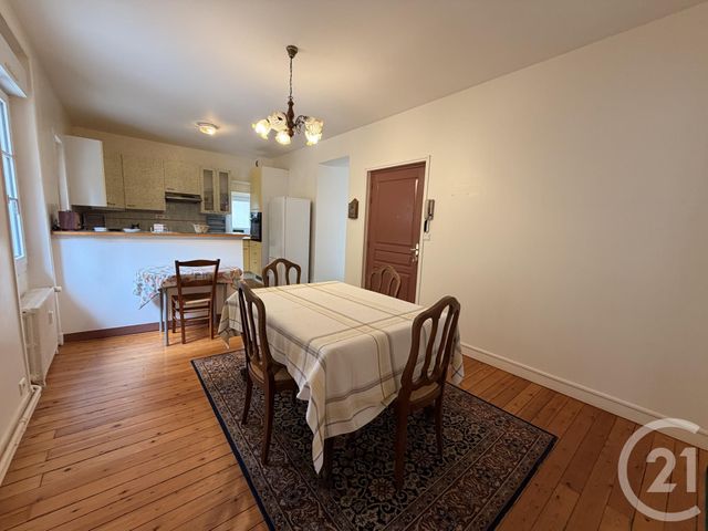 Appartement T3 à vendre - 3 pièces - 84.0 m2 - BAGNOLES DE L ORNE NORMANDIE - 61 - BASSE-NORMANDIE - Century 21 Agence Pays D'Andaines