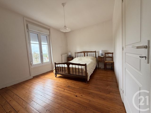 Appartement T3 à vendre - 3 pièces - 84.0 m2 - BAGNOLES DE L ORNE NORMANDIE - 61 - BASSE-NORMANDIE - Century 21 Agence Pays D'Andaines