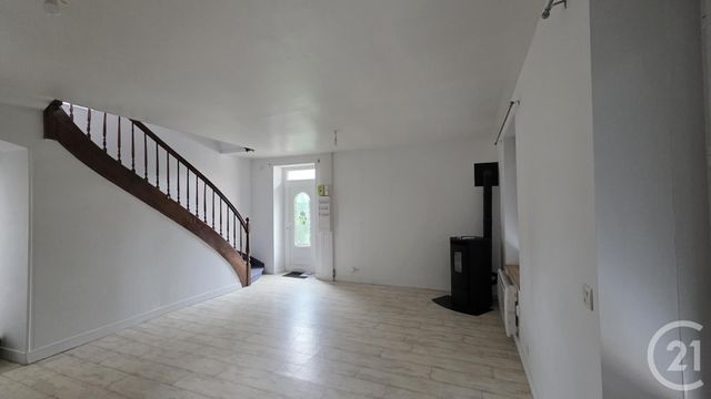 maison à louer - 5 pièces - 77.37 m2 - BAGNOLES DE L ORNE NORMANDIE - 61 - BASSE-NORMANDIE - Century 21 Agence Pays D'Andaines