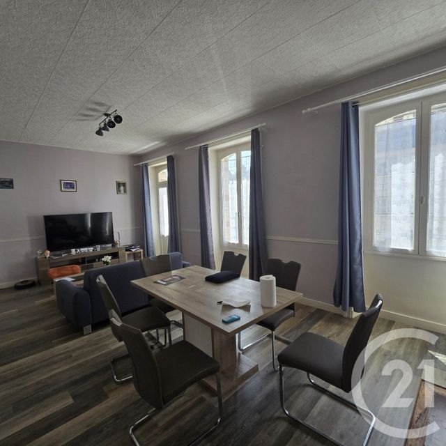 Appartement à louer - 3 pièces - 79.86 m2 - BAGNOLES DE L ORNE NORMANDIE - 61 - BASSE-NORMANDIE - Century 21 Agence Pays D'Andaines