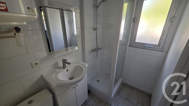 Appartement à louer - 2 pièces - 31.0 m2 - BAGNOLES DE L ORNE NORMANDIE - 61 - BASSE-NORMANDIE - Century 21 Agence Pays D'Andaines