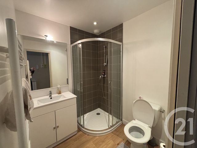 Appartement F3 à louer - 3 pièces - 71.73 m2 - BAGNOLES DE L ORNE NORMANDIE - 61 - BASSE-NORMANDIE - Century 21 Agence Pays D'Andaines