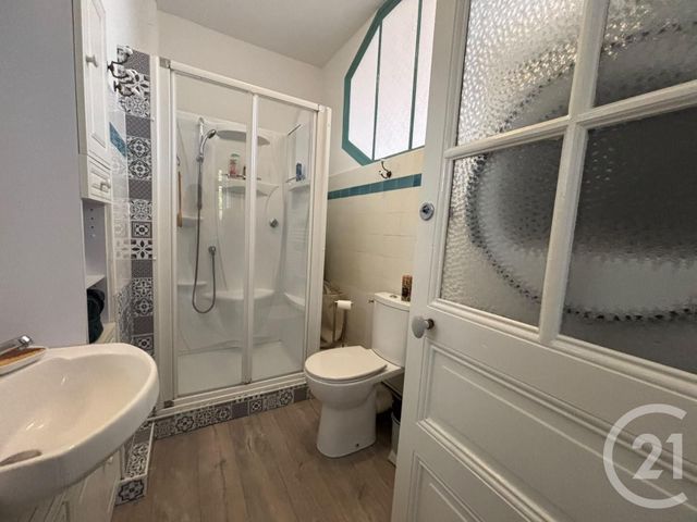 Appartement F3 à vendre - 3 pièces - 66.76 m2 - BAGNOLES DE L ORNE NORMANDIE - 61 - BASSE-NORMANDIE - Century 21 Agence Pays D'Andaines