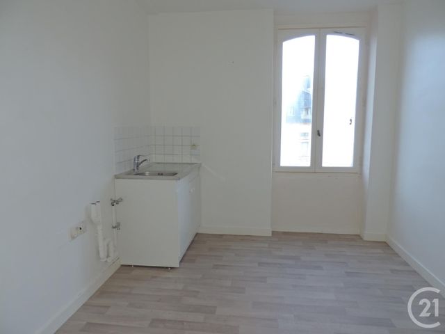 Appartement F3 à louer - 3 pièces - 88.17 m2 - BAGNOLES DE L ORNE NORMANDIE - 61 - BASSE-NORMANDIE - Century 21 Agence Pays D'Andaines