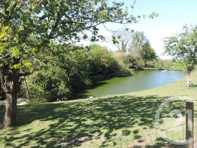 Afficher la photo en grand divers à vendre - 5286.0 m2 - LASSAY LES CHATEAUX - 53 - PAYS-DE-LOIRE - Century 21 Agence Pays D'Andaines