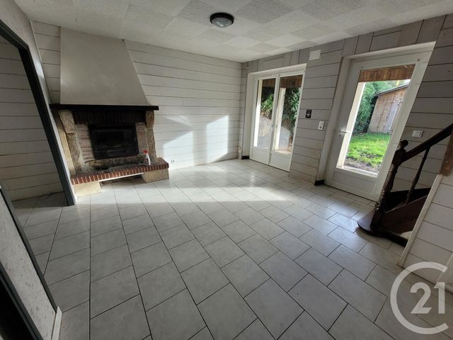 maison à vendre - 4 pièces - 85.78 m2 - CHAMPSECRET - 61 - BASSE-NORMANDIE - Century 21 Agence Pays D'Andaines